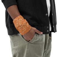 Maple Leaf Neck Gaiter (Almond Oil/Amber Glow)