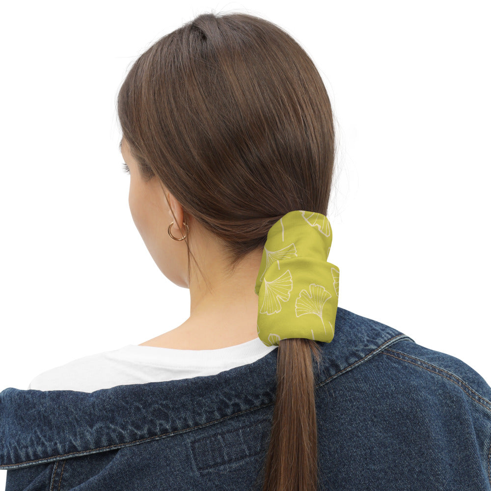 Ginkgo Leaf Neck Gaiter (Almond Oil/Green Sheen)